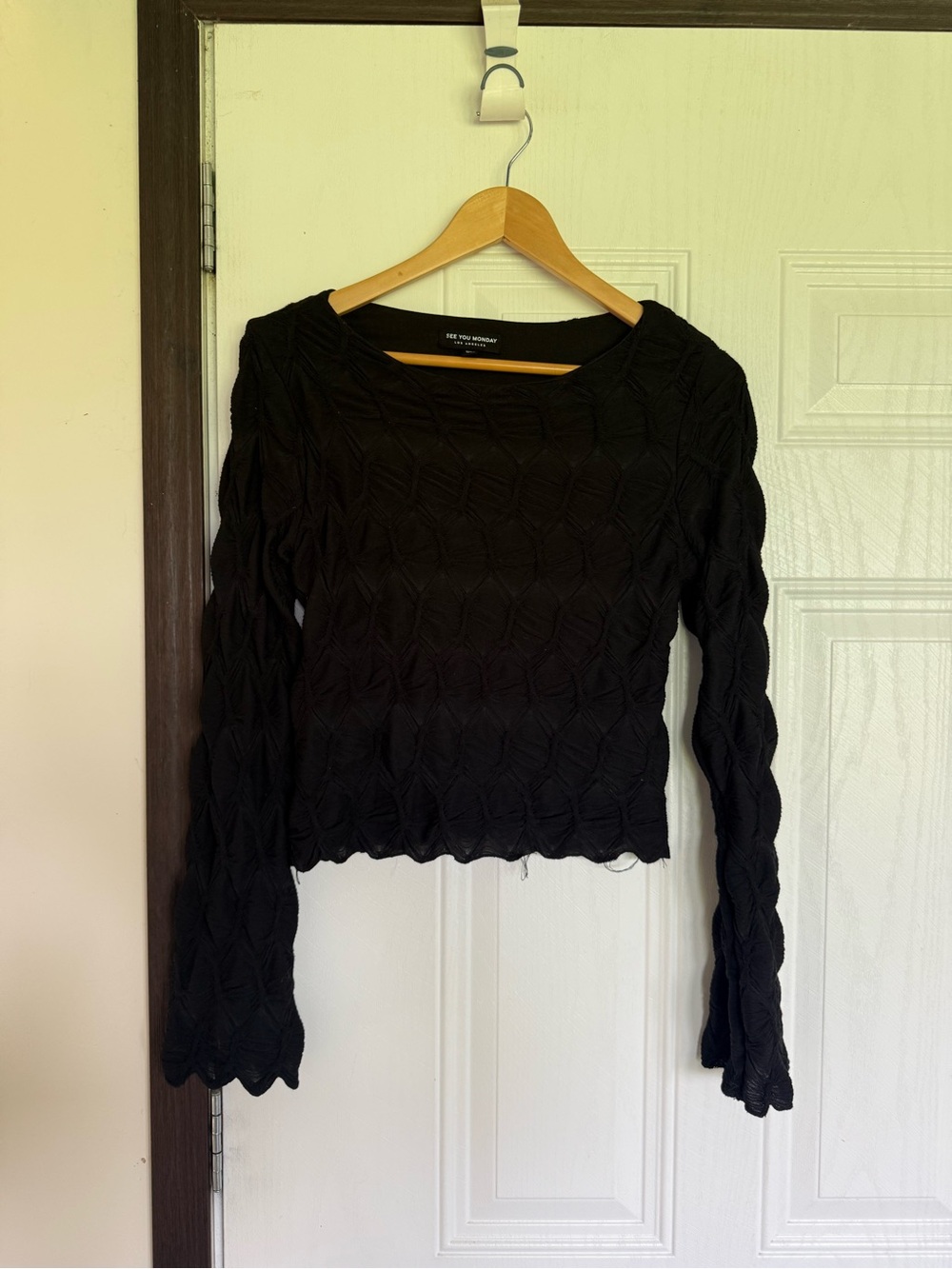 2 for $15 sale: See you Monday LA black stretchy ruched long sleeve top - L